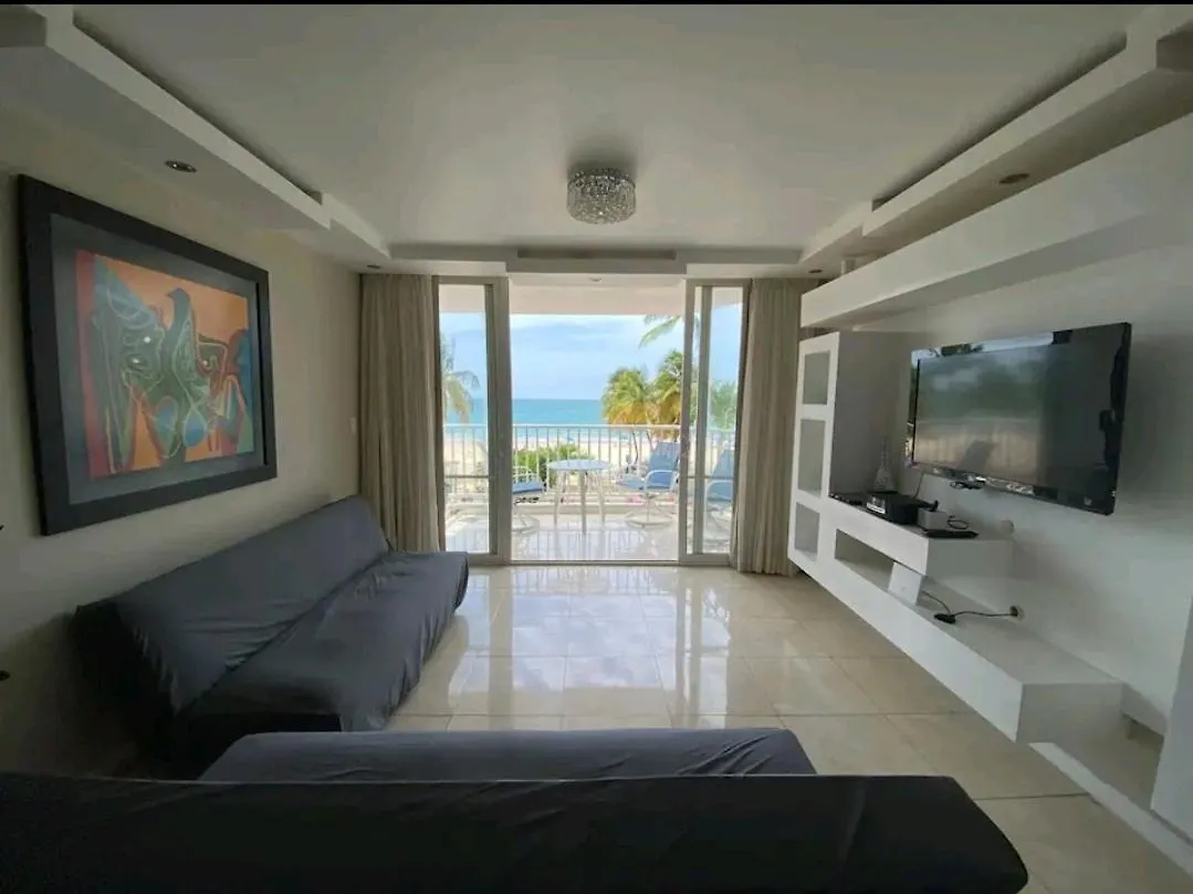 Marbella Apartments San Juan