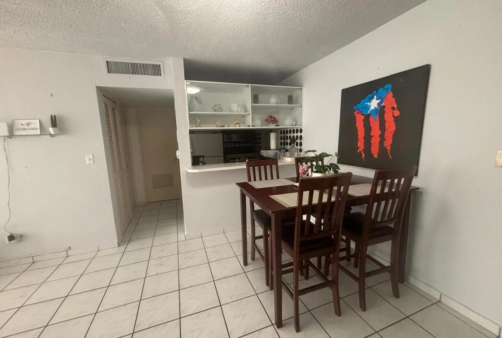 Marbella Apartments San Juan